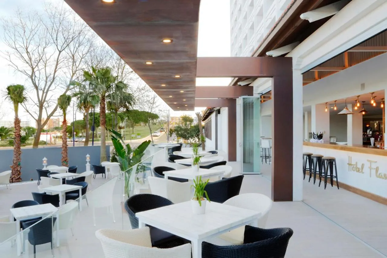 Apartamento con vistas al mar primera linea playa Matalascañas
